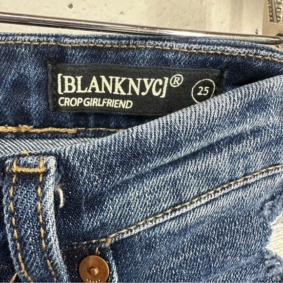 Blank NYC Women's size 25 Distressed Crop Ankle Girlfriend Stretch Jeans - Picture 8 of 12
